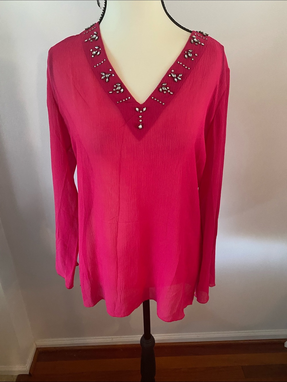 Chicos size 0 100 % silk Karly tunic top NWT